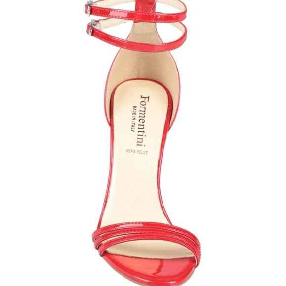 Red Sandals - Picture 4 of 4